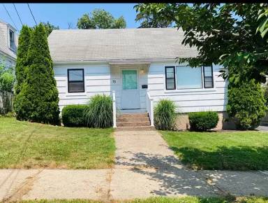 Main picture of 87 Fairview Ave