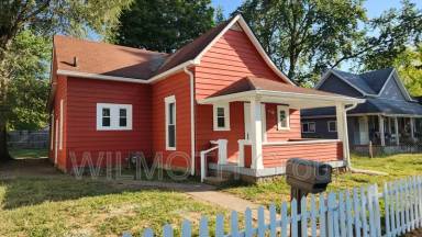 Main picture of 516 W 2nd St