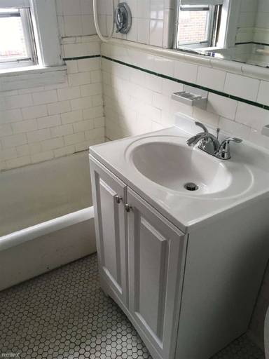 Main picture of 18 Lenglen Rd