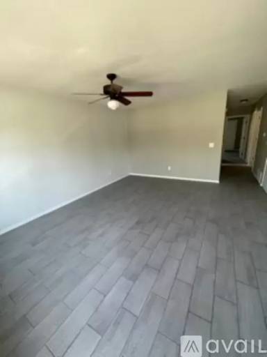Main picture of 207 E Parks St