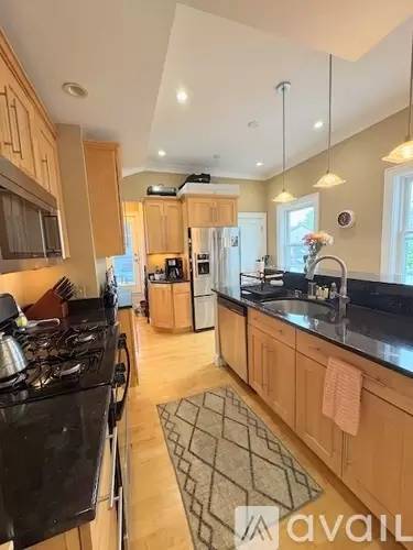 Main picture of 108 I St