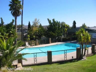 Main picture of La Canada Village