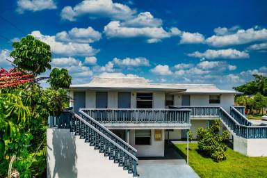 Main picture of 3731 SW 60th Ter Davie