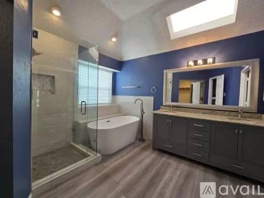 Main picture of 814 Clearlake Dr