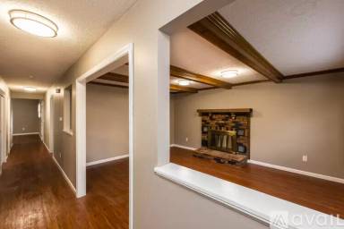 Main picture of 5483 Archway Dr