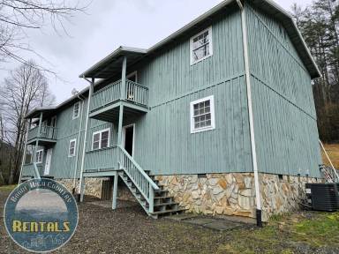 Main picture of 6672 Roan Creek Rd