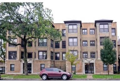 Main picture of 4209 S Michigan Ave