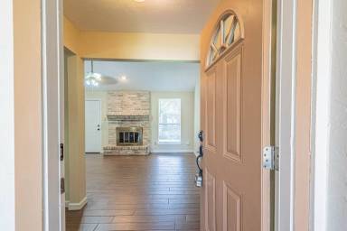 Main picture of 11438 Brook Meadow Dr