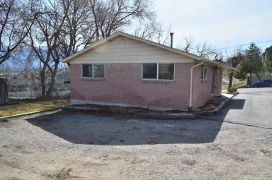 Main picture of 1248 W Winchester St
