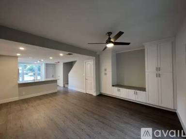 Main picture of 2511 NE 15th St