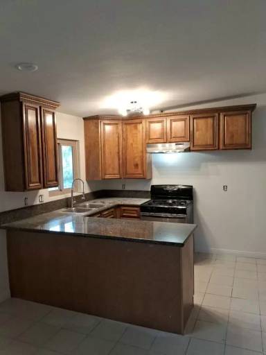 Main picture of 1390 San Juan St