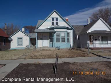 Main picture of 815 W 13th St