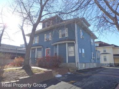 Main picture of 309 Waugh St