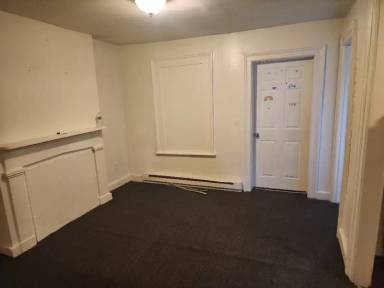 Main picture of 142 Franklin St