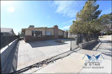 Main picture of 3228 Monroe Ave