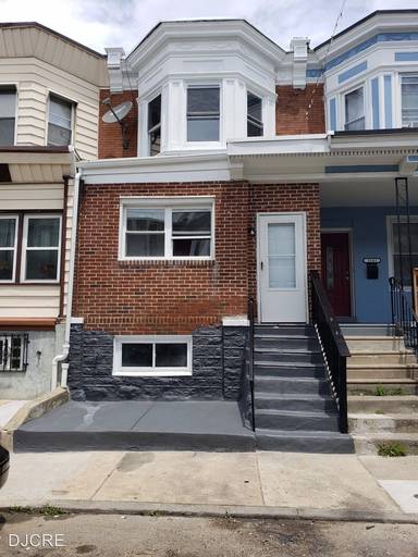 Main picture of 5843 Montrose St