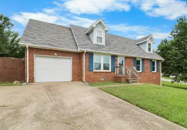 Main picture of 2301 Sherwood Hills Ct