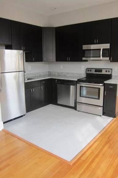 Main picture of 1730 Bank St
