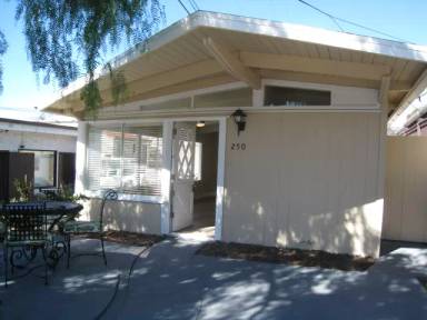 Main picture of 250 Cress St