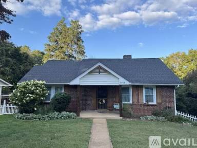 Main picture of 5408 Villa Rd