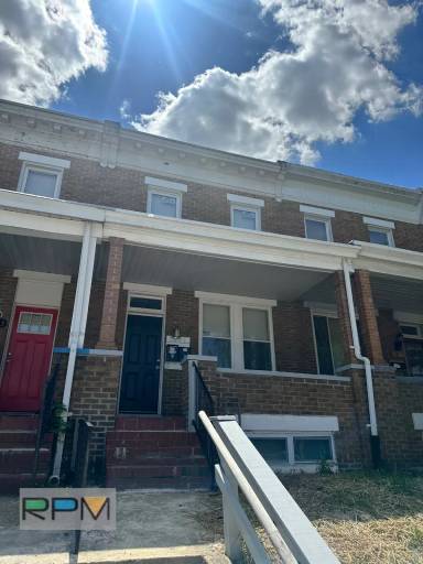 Main picture of 2881 Pelham Ave