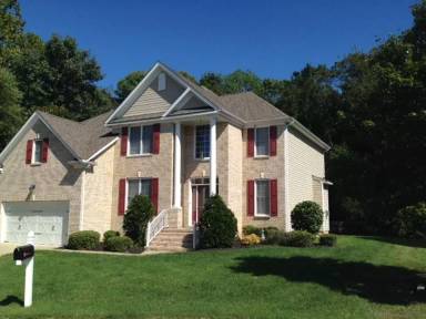 Main picture of 108 Doyle Ct