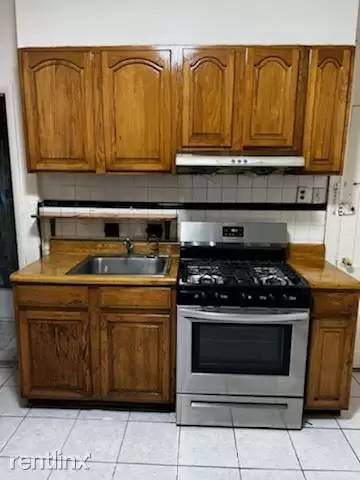 Main picture of 1004 59th St