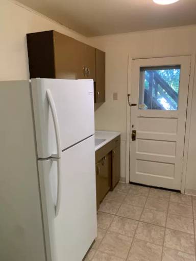 Main picture of 72 W Francis Ave