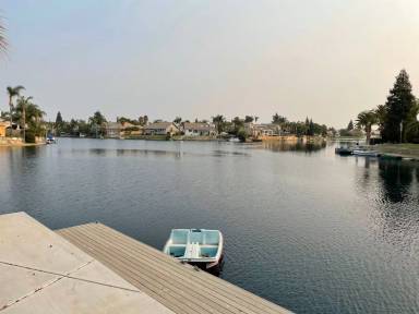 Main picture of 5407 Cove Ct