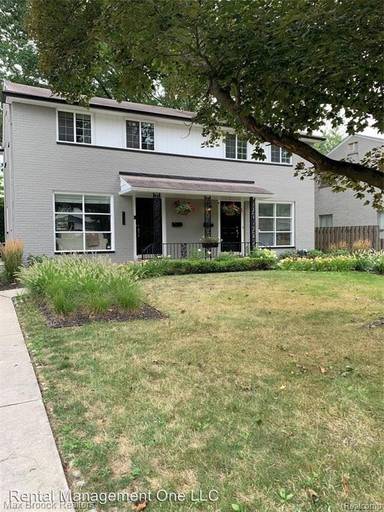 Main picture of 1754 Haynes St