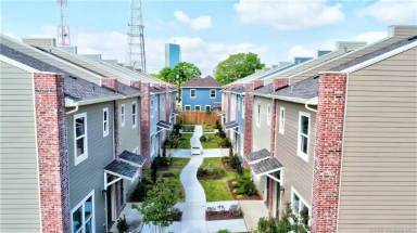 Main picture of 515 Division St