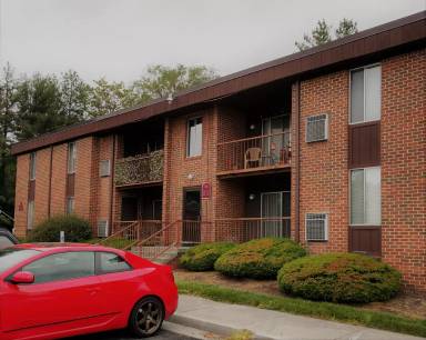 Main picture of 231 Chalmers Court 2D