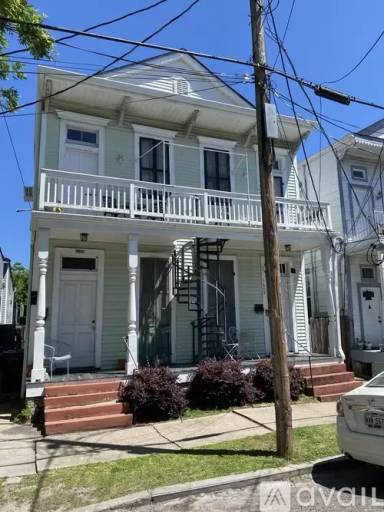 Main picture of 3611 Iberville St