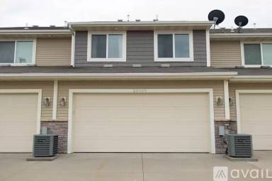 Main picture of Silver Oak Condos