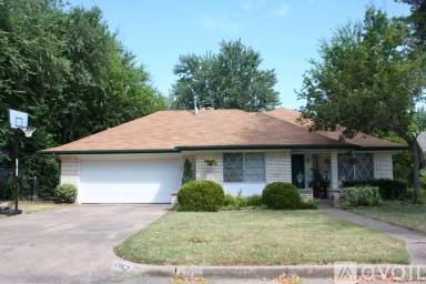Main picture of 6962 E 16th St