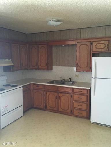 Main picture of 519 N Broadway St