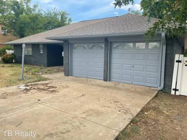 Main picture of 5308 SE 12th St