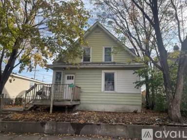 Main picture of 1498 Sherburne Ave