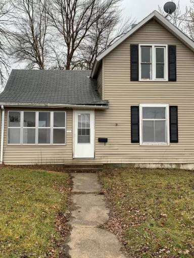 Main picture of 523 5th Ave N