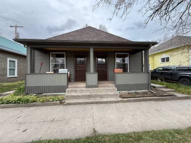 Main picture of 308 E Callendar St