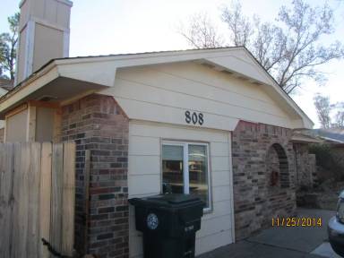 Main picture of 808 Royal Ave
