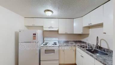 Main picture of 1411 S Corona Ave