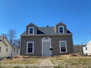 Main picture of 1441 N Main St