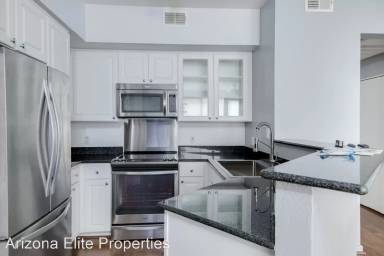 Main picture of 3rd Avenue Palms