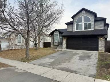 Main picture of 5687 S Esprit Dr