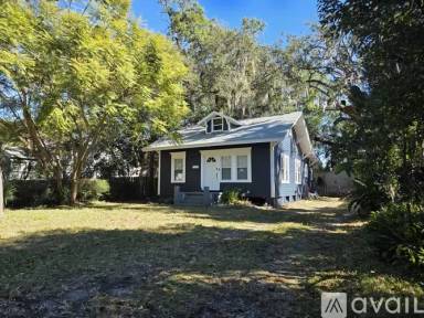 Main picture of 103 N Glenwood Ave