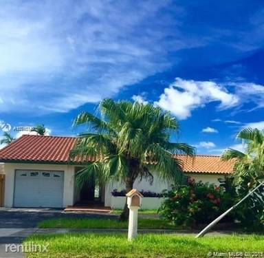 Main picture of 9211 SW 12th St
