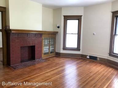 Main picture of 22 Laurel St
