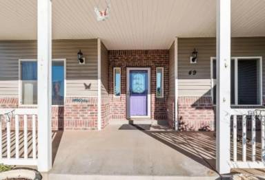 Main picture of 49 S Beacon Dr