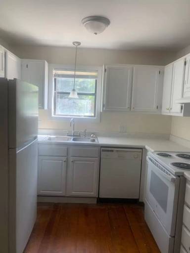 Main picture of 7301 Leesville Rd